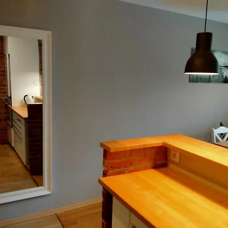 Zaciszny Apartament Pod Lasem * ソポト