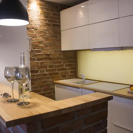 Zaciszny Apartament Pod Lasem アパート