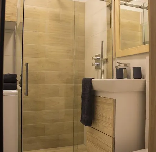 Zaciszny Apartament Pod Lasem * 索波特