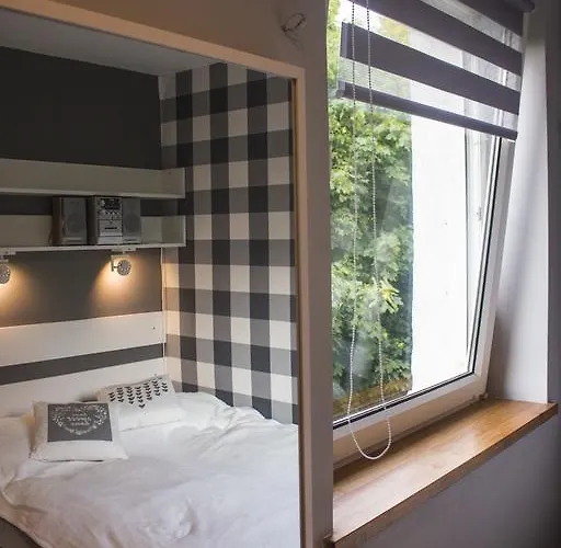 Zaciszny Apartament Pod Lasem * 索波特